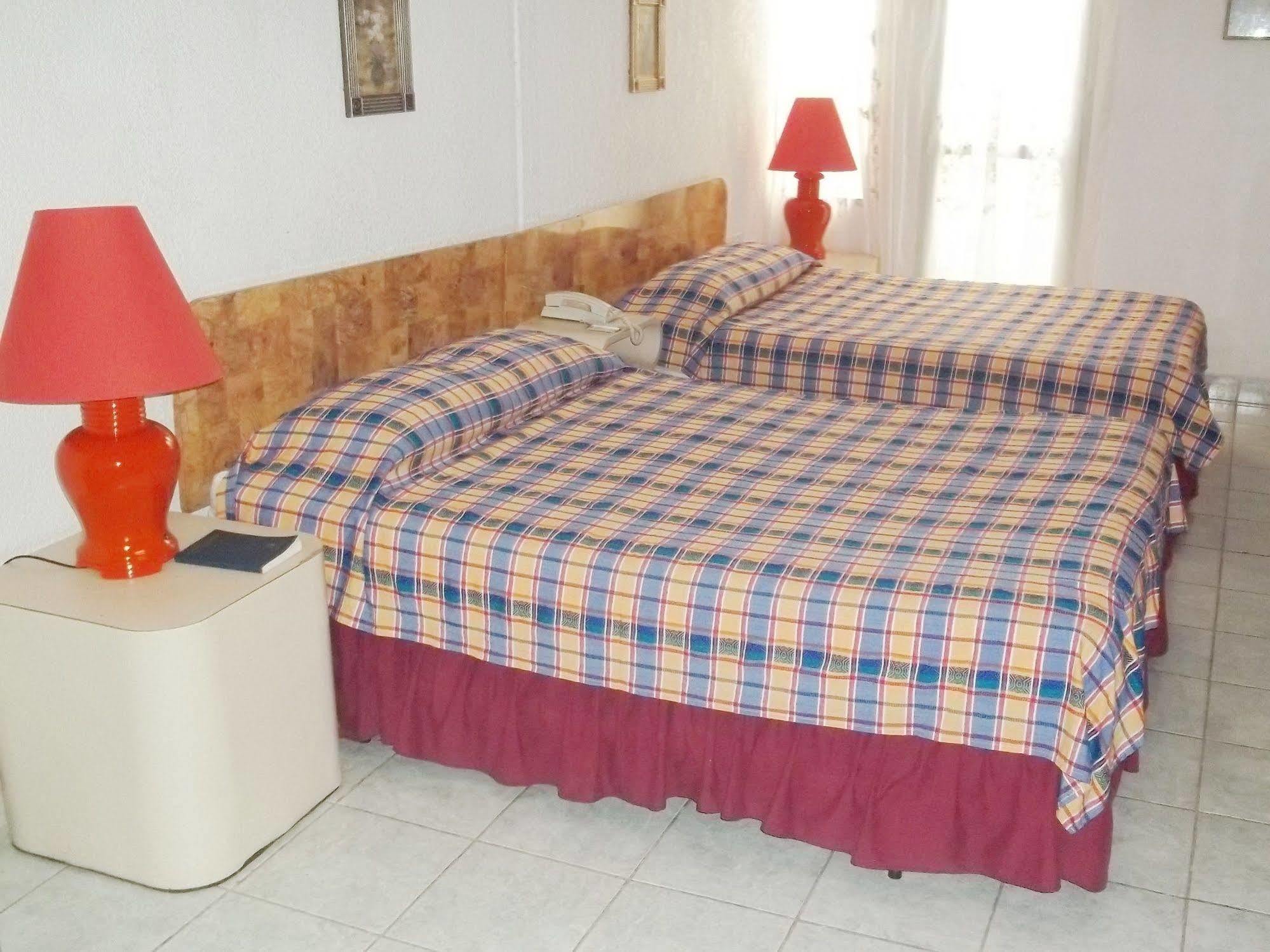 Hotel Grecia Real Сан-Сальвадор Екстер'єр фото